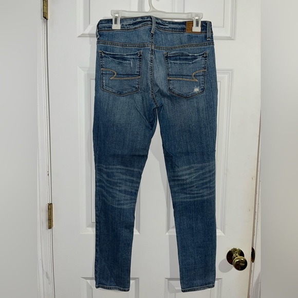 AE Jeans - Picture 2 of 3